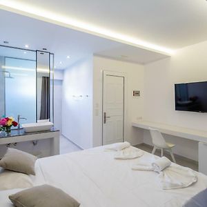 Deluxe Zimmer mit Kingsize-Bett